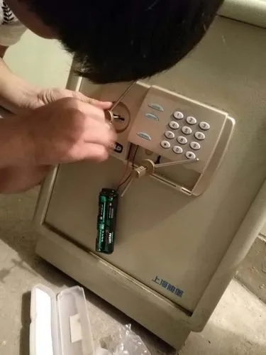 保险柜开锁电话